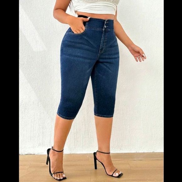 High Waist Skinny Capri Jeans - Picture 3 of 7